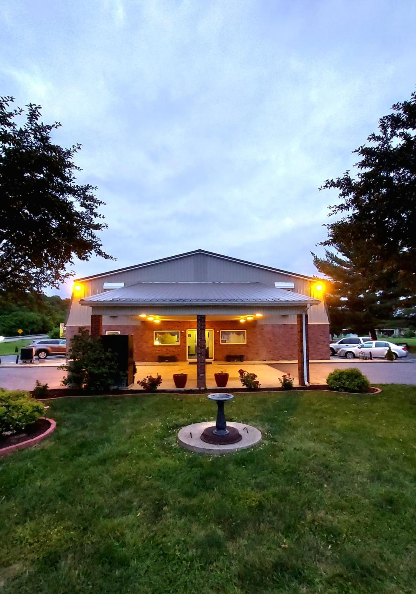 Patriot Inn Spencer Екстер'єр фото